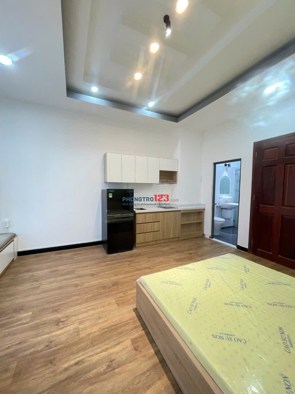 Cho Thuê Phòng Bancong, Full nội thất ngay Nguyễn Văn Trỗi, Phú Nhuận giáp Q1,Q3, Sân bay