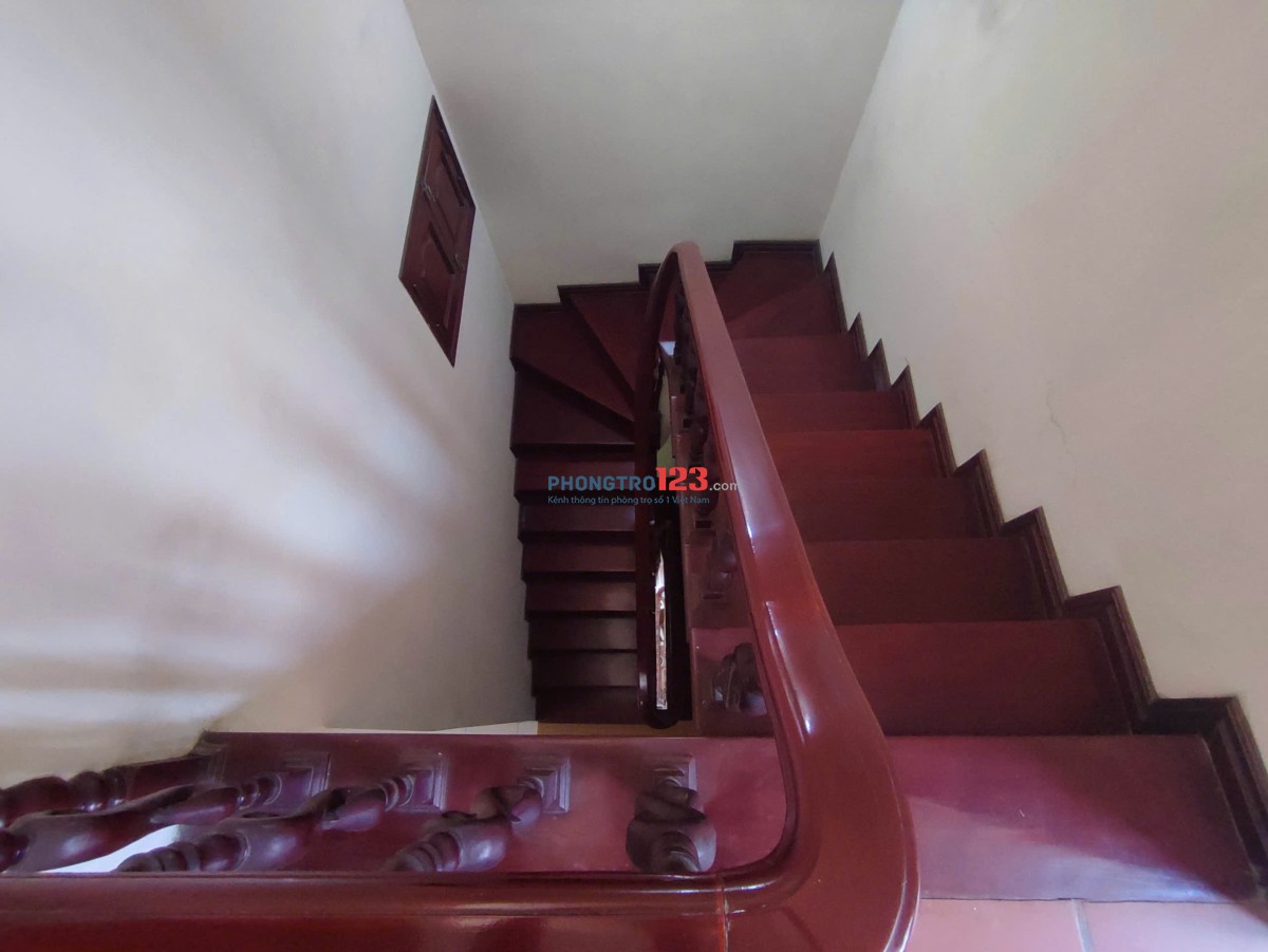 Hiếm! Cho thuê nhà 5 tầng x 41m2, sát kđt Ngô Thì Nhậm, ôtô đỗ cửa, không bao giờ ngập