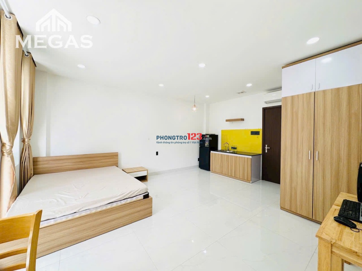 CHO THUÊ CĂN HỘ CÓ BAN CÔNG Ở ĐƯỜNG NGUYỄN HỮU CẢNH VIEW LANDMARK THUẬN TIỆN DI CHUYỂN QUẬN 1