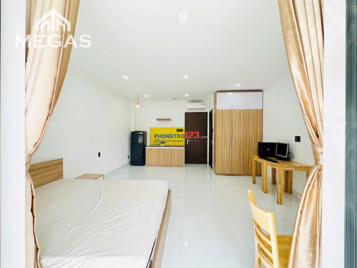 CHO THUÊ CĂN HỘ CÓ BAN CÔNG Ở ĐƯỜNG NGUYỄN HỮU CẢNH VIEW LANDMARK THUẬN TIỆN DI CHUYỂN QUẬN 1