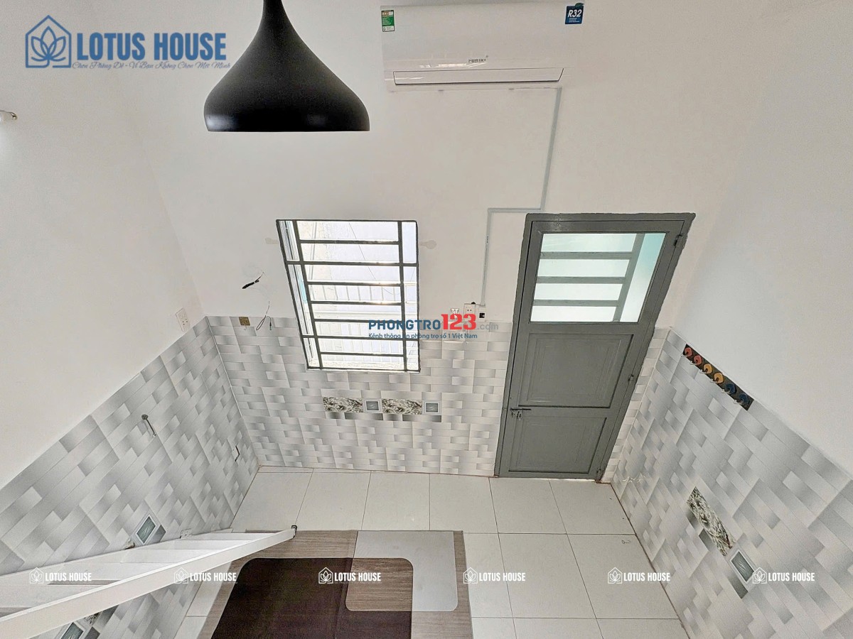 Cho thuê phòng trọ có gác 28m2 kế bên Aeon Tân Phú, 10p ra tới Đầm Sen