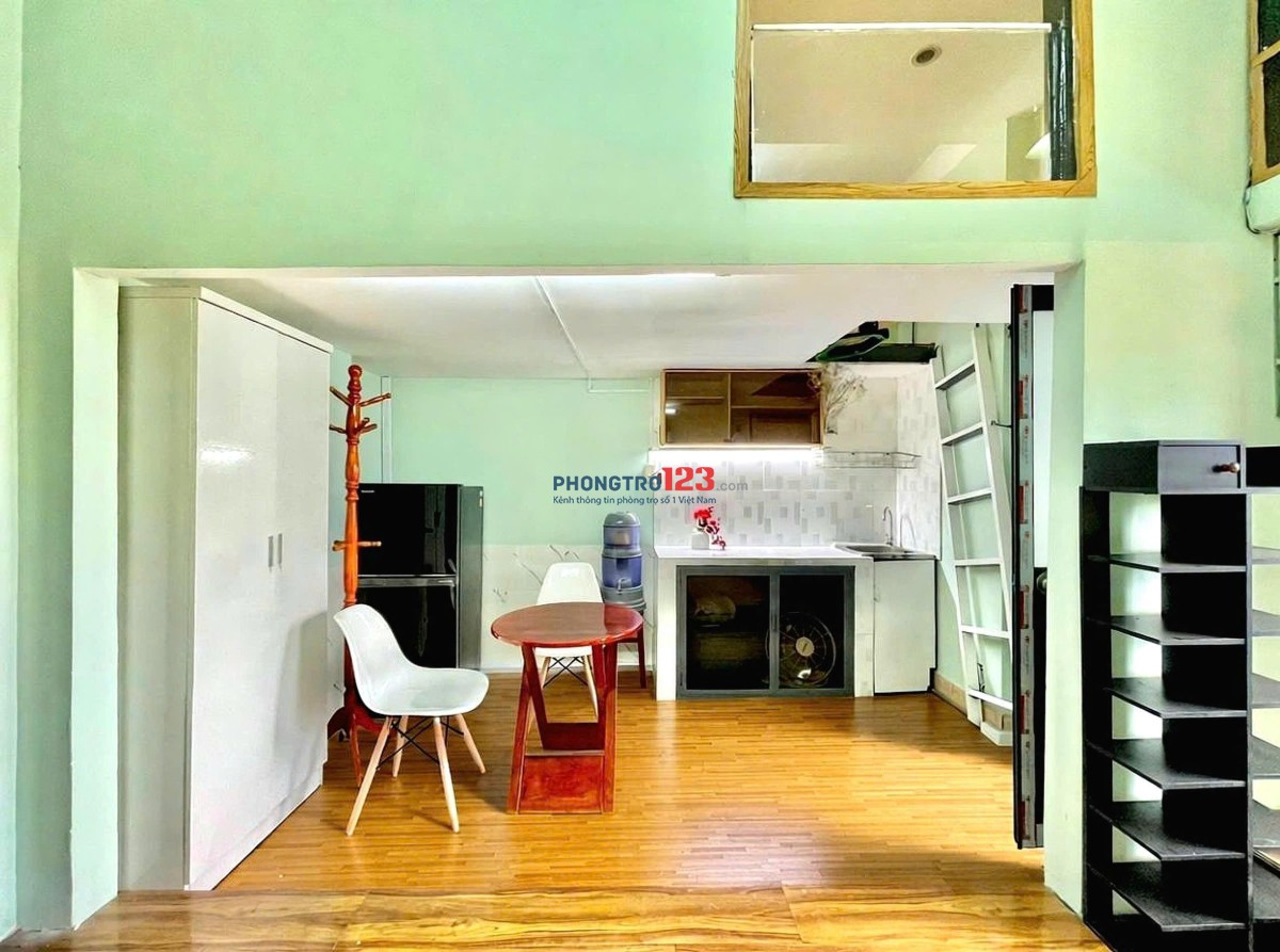 Chung cư Bộ Công an, căn Duplex 8tr mới 40m2, 2PN , 2 PN , ( 2 gác tách biệt ) . View LandMark81