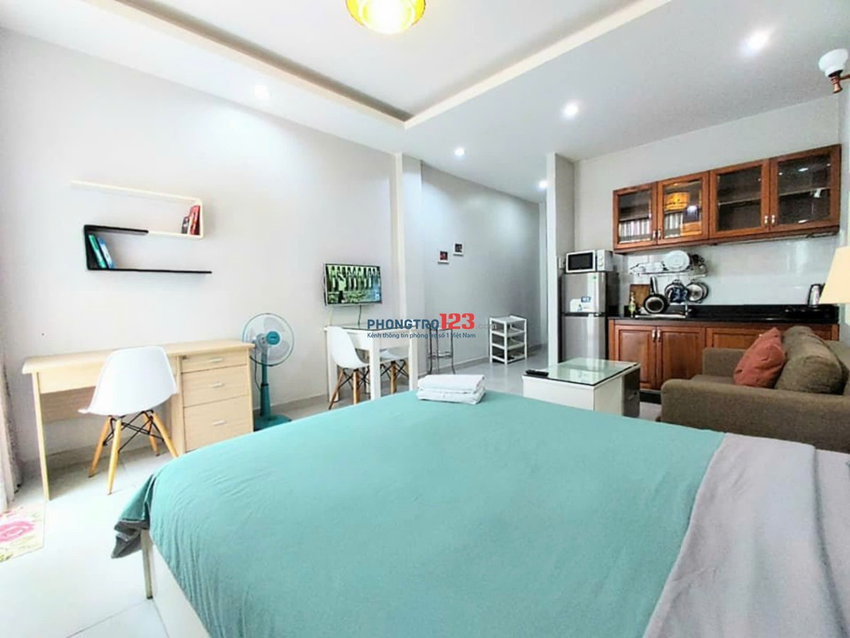 Park Legend, Tân BÌnh căn 40m2, có nội thất giá 12tr5