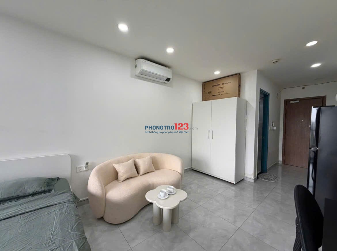 Chung cư Sky Center, dạng office, Nội thất, 45m2, 1PN, 11tr5/th.