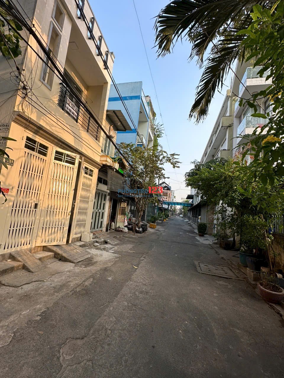 Cho thuê nhà MT Nguyễn Lộ Trạch gần Aeon Tân Phú.