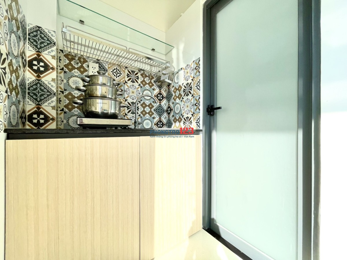 NGAY ĐH VĂN HIẾN - PHÒNG BAN CÔNG MỚI XÂY, Ô TÔ TẬN NHÀ CHỈ 4 TRIỆU