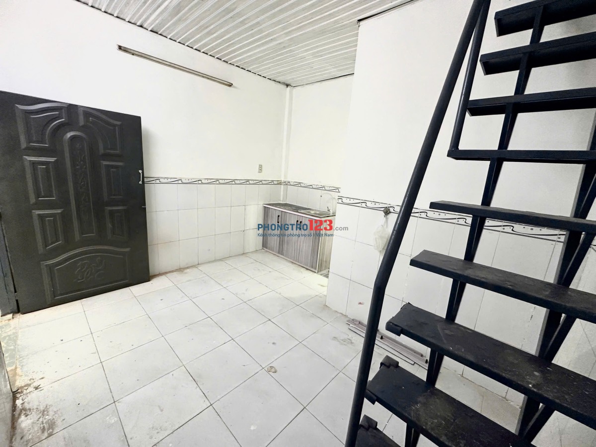 1 TRỆT 1 LẦU TÁCH BẾP, CÓ BAN CÔNG RIÊNG SIÊU RỘNG CHỈ 3TR5 SẴN ML 