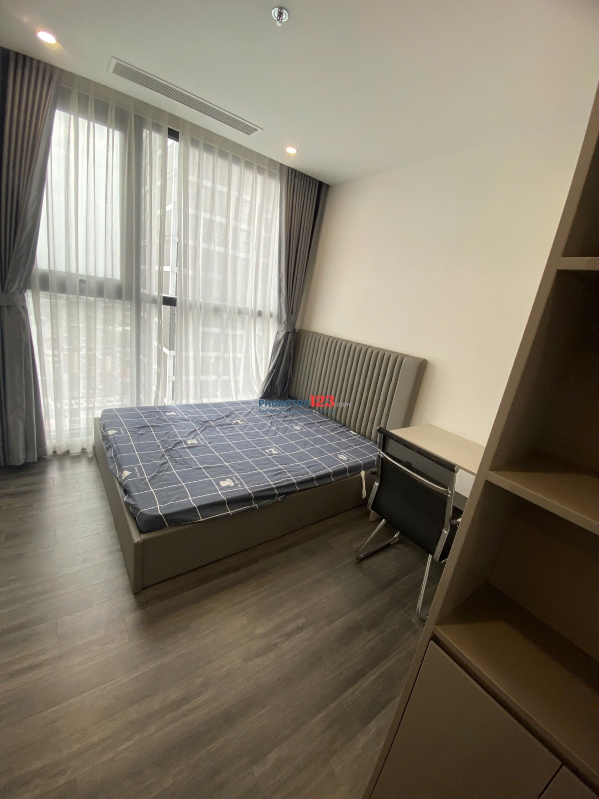 Cho thuê căn hộ 3 ngủ 2 vệ sinh 100m – Vinhomes Ocean Park 1