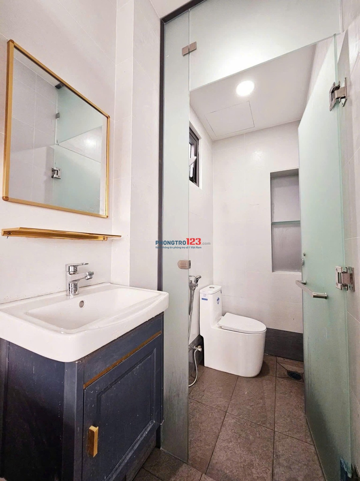 Phòng 25m2 full nội thất mặt tiền đường Cộng Hòa