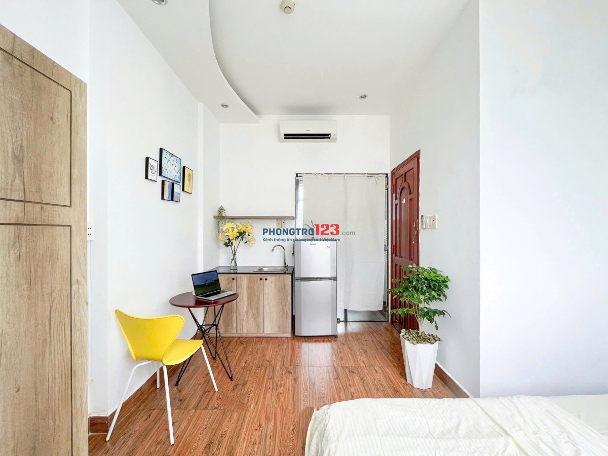 Thuê Phòng Trọ Cửa Sổ Full Nội Thất Nơ Trang Long Bình Thạnh Gần Chợ Bà Chiểu Cầu Bông Hàng Xanh Q1