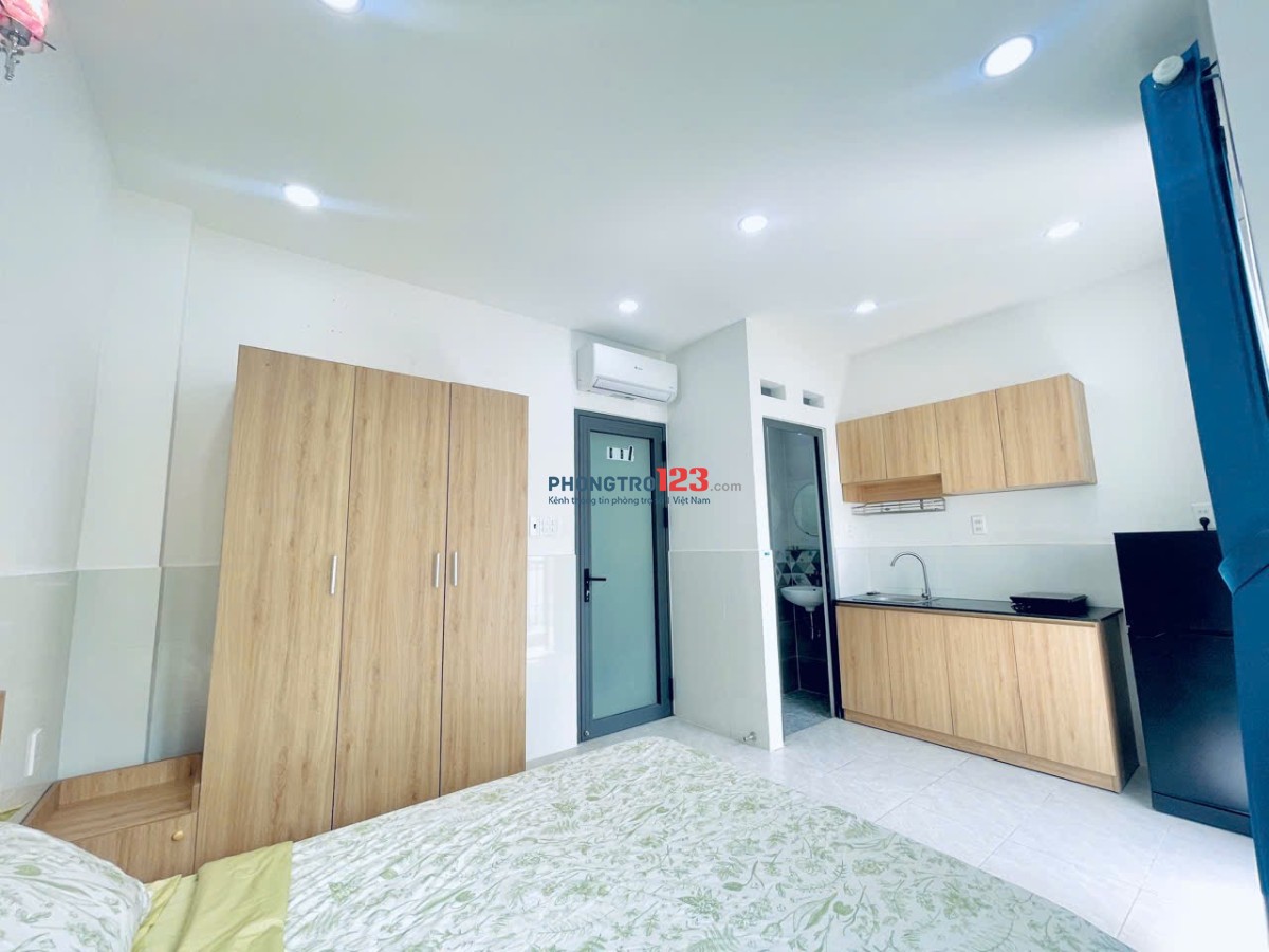Thuê Phòng Trọ Ban Công Mới Xây Full Nội Thất Thích Quảng Đức Phú Nhuận Gần Phan Xích Long Sân Bay