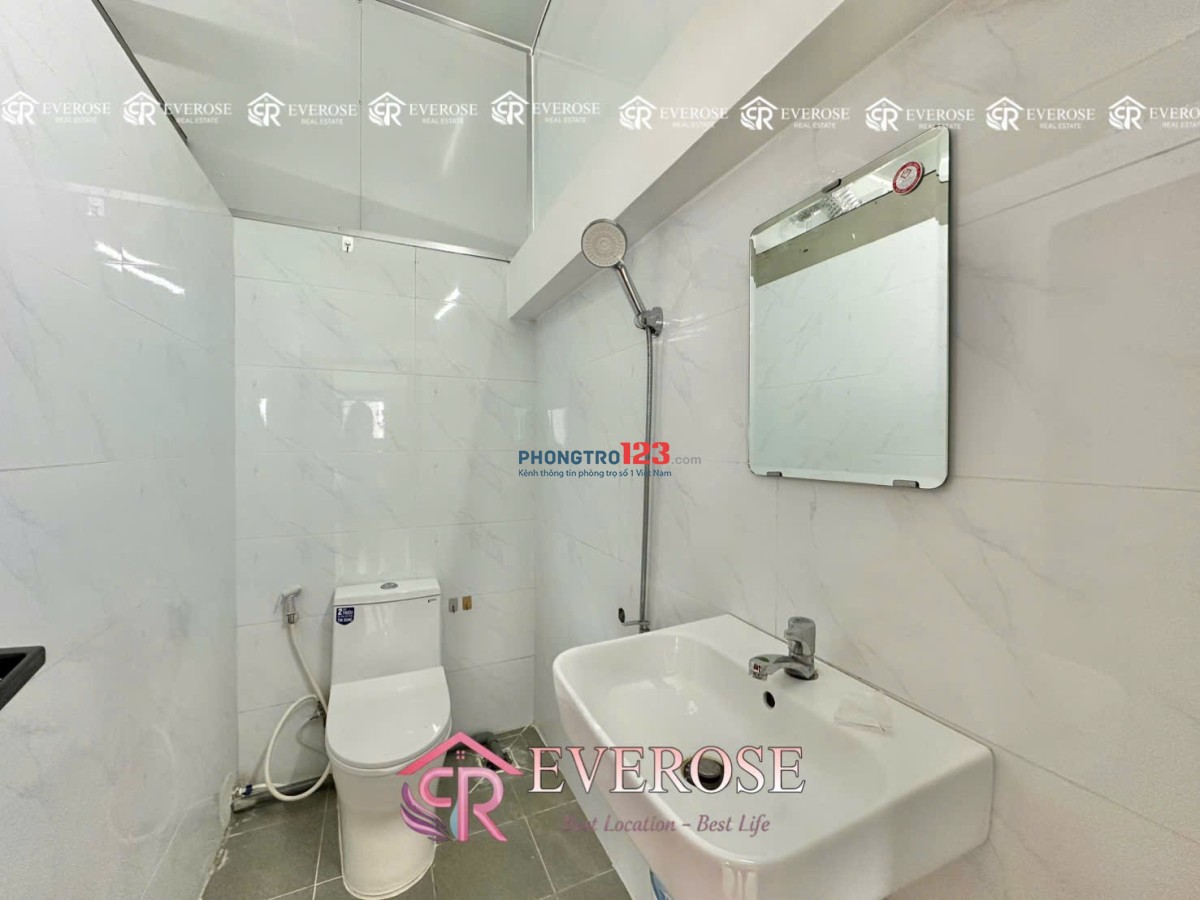 PHÒNG MỚI 100% FULL NỘI THẤT XÁCH VALI VÀO Ở. sát chợ xóm mới, trg học 6 bước chân