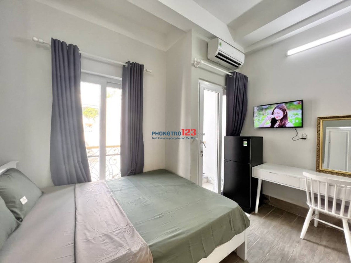 PHÒNG BAN CÔNG MỚI XÂY - TIỆN NGHI NGAY NHÀ GA T3