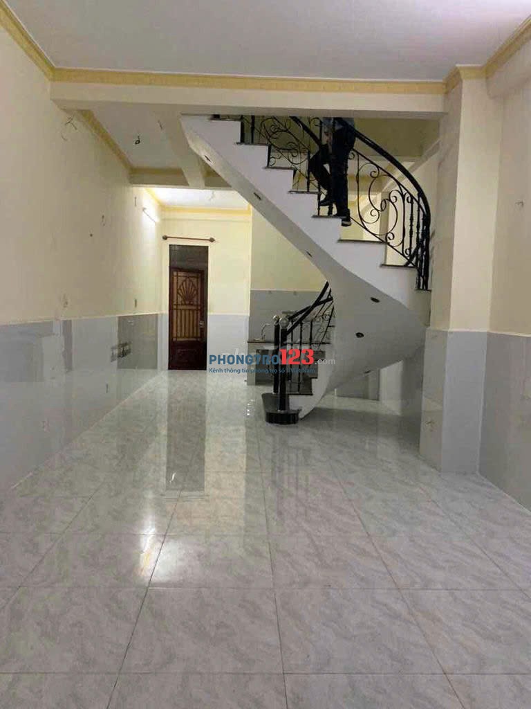 Tìm bạn nữ NVVP or Sinh viên có ý định ở ghép nghiêm túc nhà nguyên căn tại trung tâm quận 3