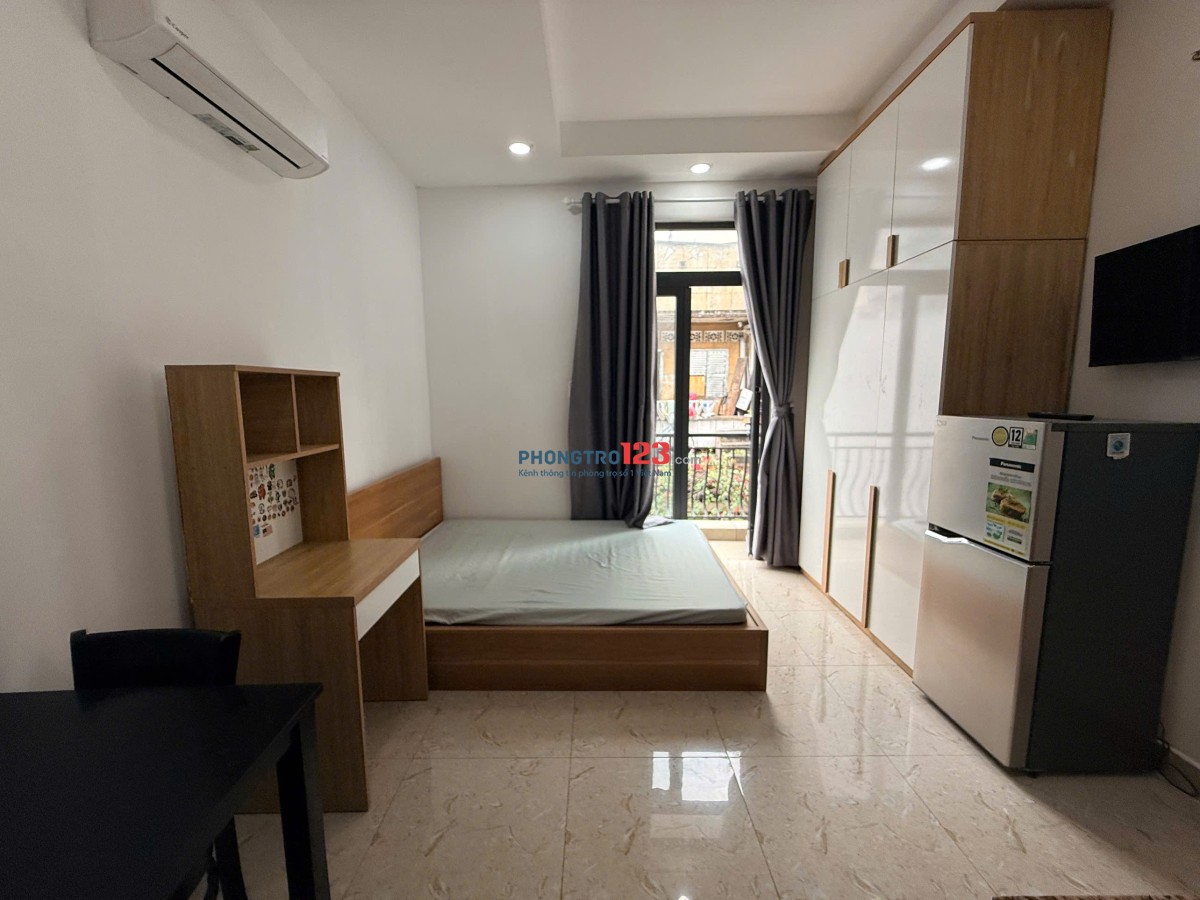 TRỌ BÌNH THẠNH GẦN Q1, CHỢ BÀ CHIỂU STUDIO 32m2 BAN CÔNG SÁNG CÓ THANG MÁY LÊ VĂN DUYỆT BÌNH THẠNH