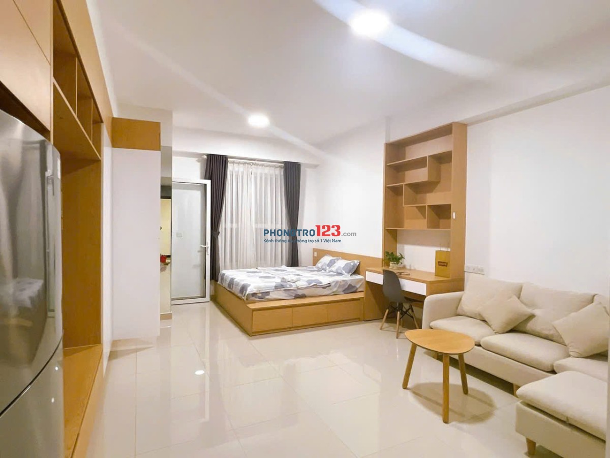 Căn hộ cao cấp Sky Center - Tân Bình, NTCC, 45m2, giá 12tr/th