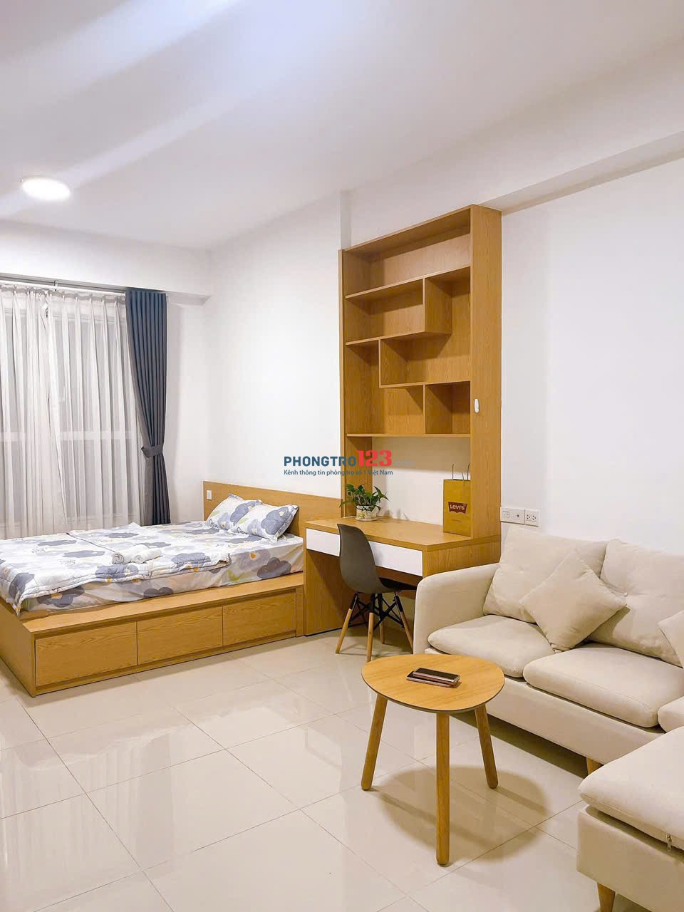 Căn hộ cao cấp Sky Center - Tân Bình, NTCC, 45m2, giá 12tr/th