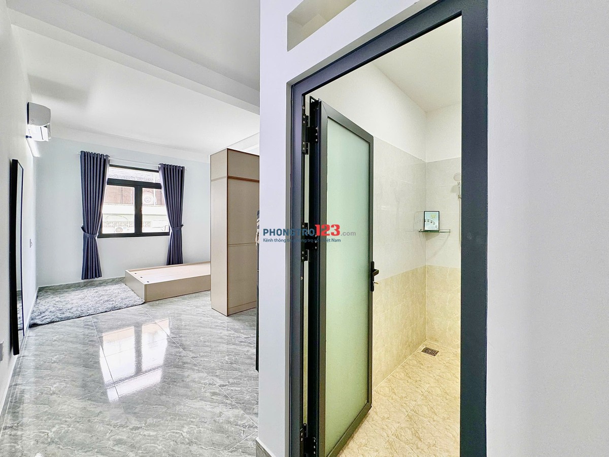 Cho Thuê Studio 28m2 Ban Công Máy Giặt Riêng Ngay Khu ETown, Tân Bình