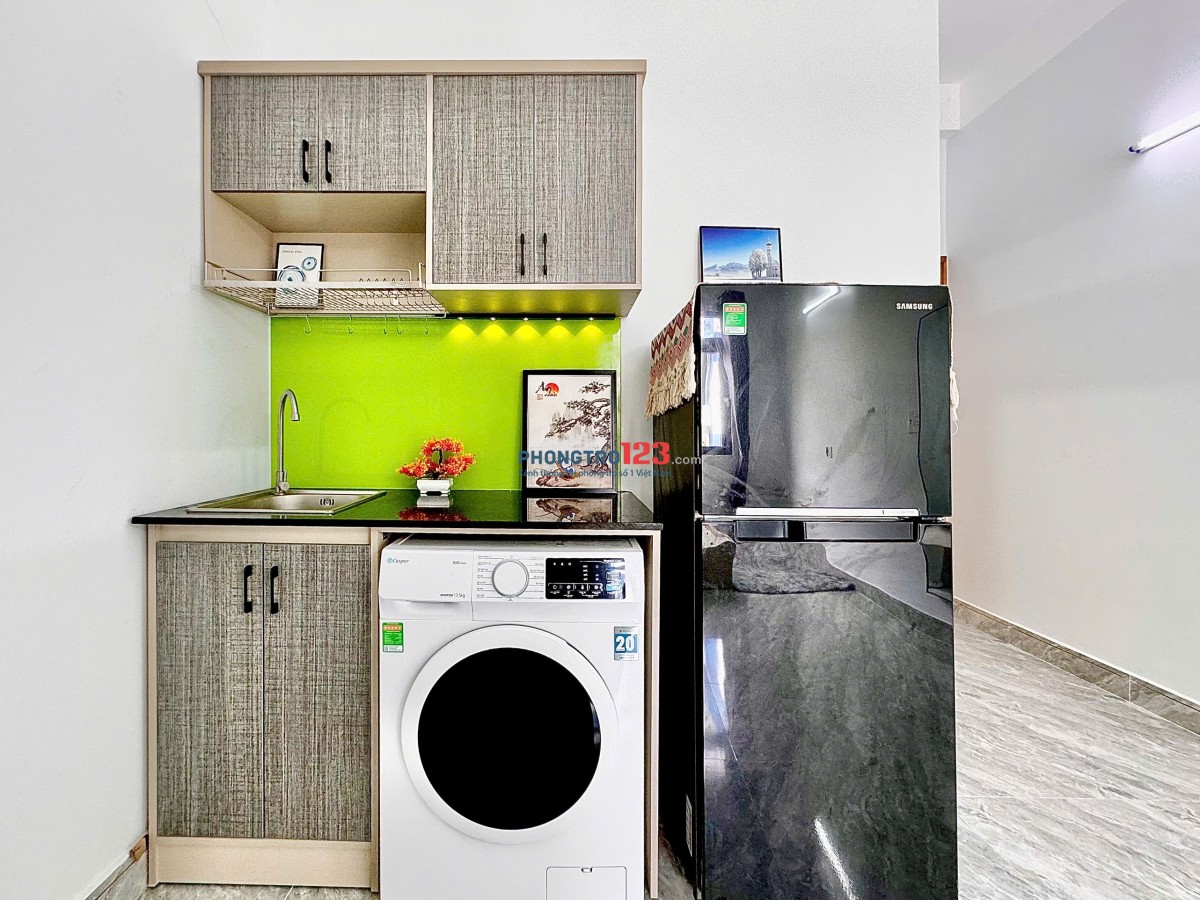 Cho Thuê Studio 28m2 Ban Công Máy Giặt Riêng Ngay Khu ETown, Tân Bình