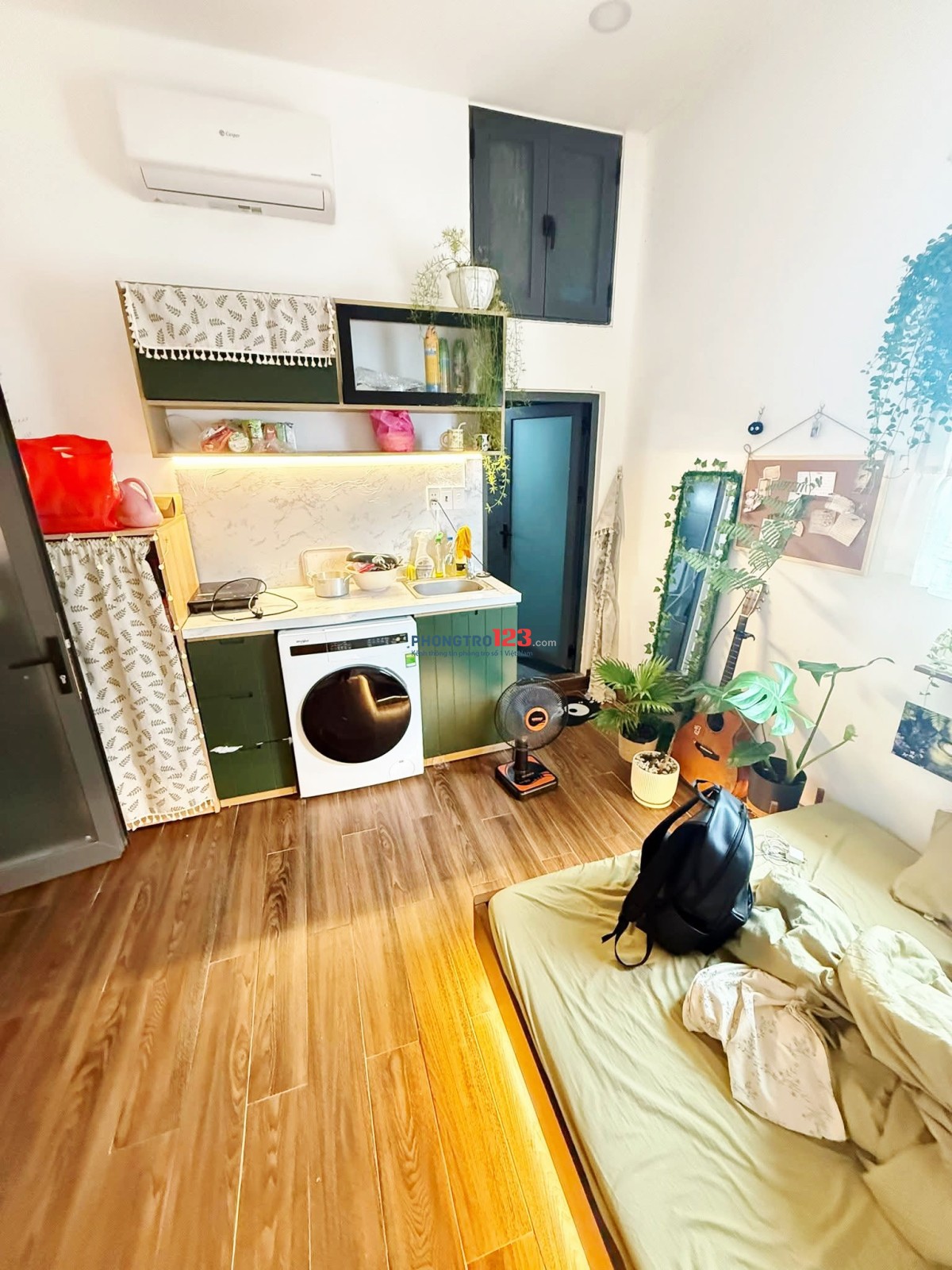 Ngay quận 10 giá Ok, full nội thất máy giặt riêng , thoáng mát sạch sẽ, tiện đi lại ueh, bách