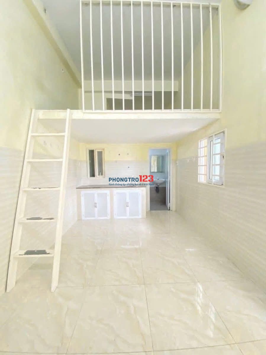 Căn có gác ở dc 3-4 người có bảo vệ và hầm xe,Giờ tự do, không chung chủ, Giá từ 3tr hơn gần etown