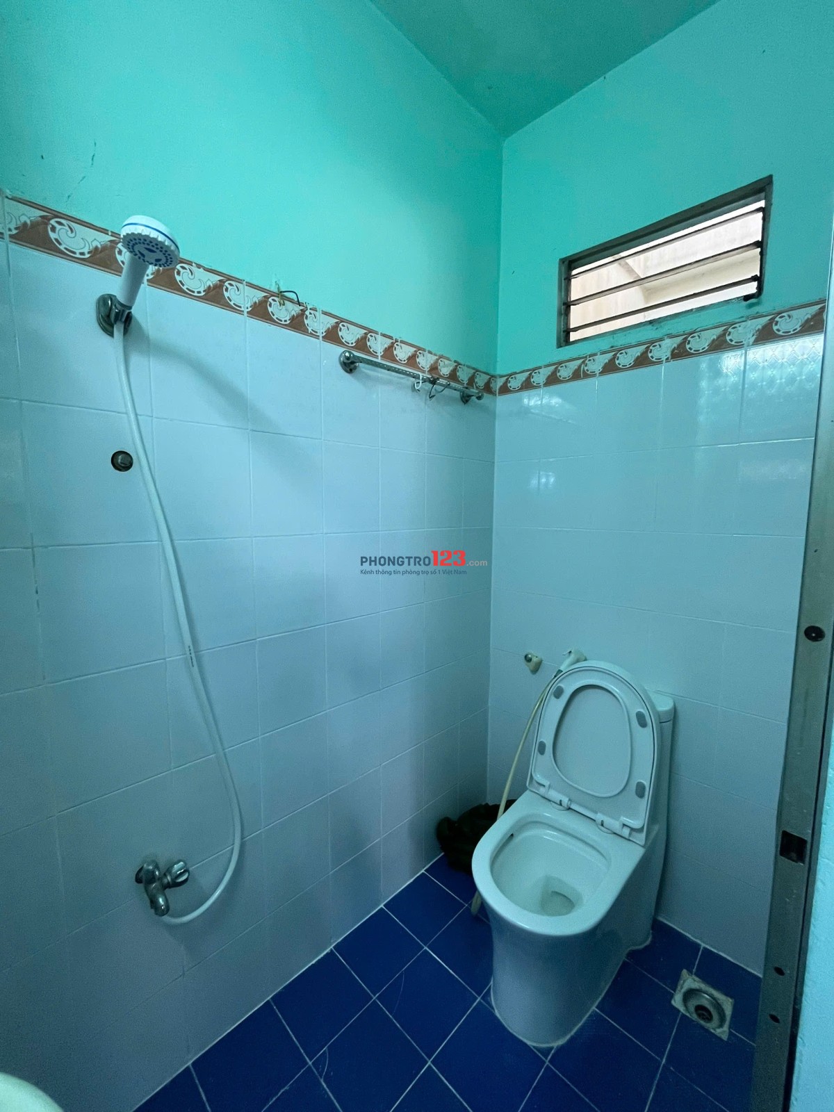 Cho Thuê Phòng Trọ Đường Tô Hiến Thành giáp Thành Thái có máy lạnh, không cọc, free wifi và để 2 xe