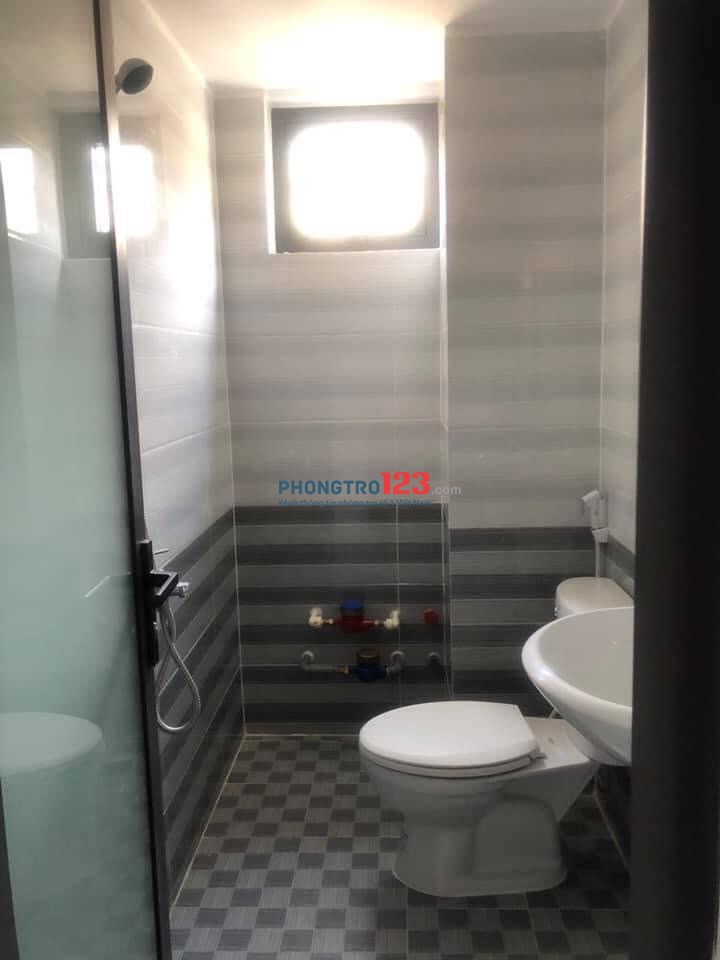 Phòng trọ 20m2 đường Âu Dương Lân, Quận 8