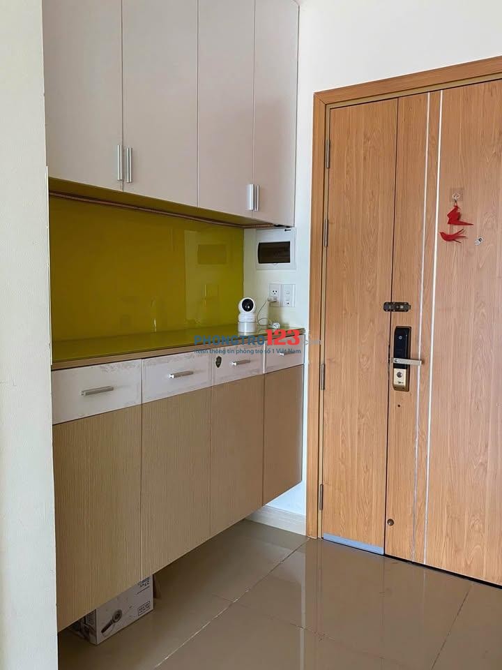 Căn hộ 3 ngủ ở Chung cư Bảy Hiền-Có nội thất giá 11tr