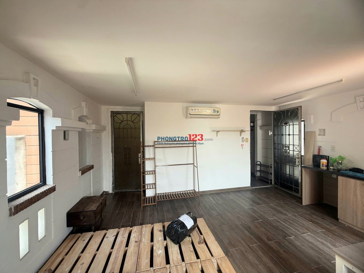 Phòng Mới Full Nội Thất Ban Công 40m2 - Nguyễn Kiệm _ Ngã Tư Phú Nhuận