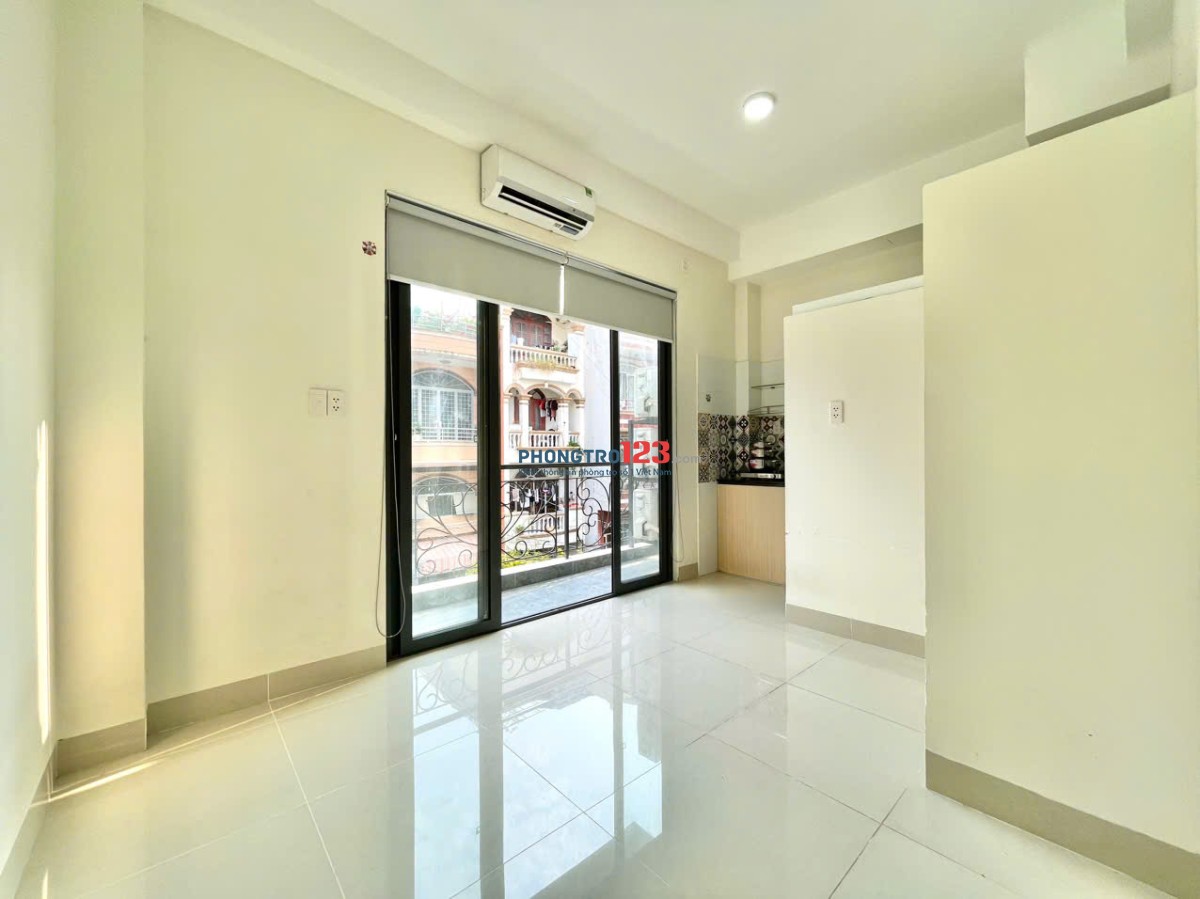 PHÒNG BAN CÔNG MỚI XÂY GẦN VÒNG XOAY LÊ ĐẠI HÀNH - LOTTE