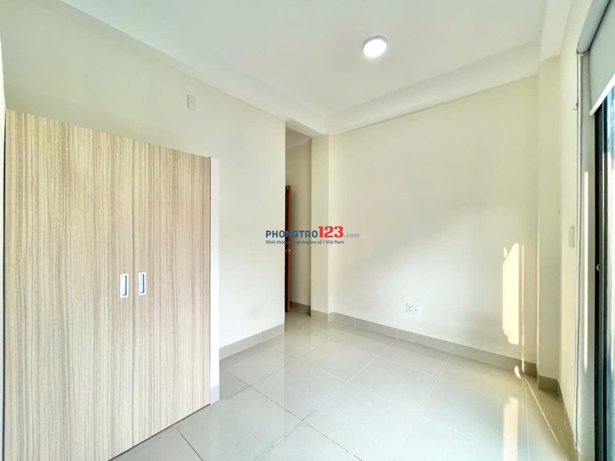 PHÒNG BAN CÔNG MỚI XÂY GẦN VÒNG XOAY LÊ ĐẠI HÀNH - LOTTE