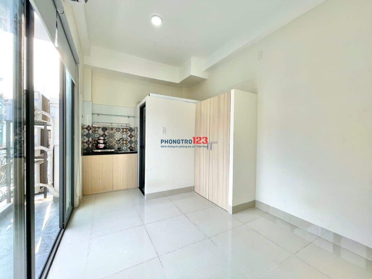 PHÒNG BAN CÔNG MỚI XÂY GẦN VÒNG XOAY LÊ ĐẠI HÀNH - LOTTE