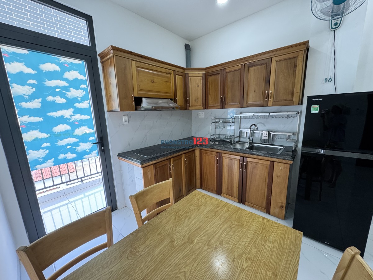 DỌN VÀO Ở NGAY - phòng trọ cao cấp tiện nghi, full nội thất, ban công, gần ngã tư thủ đức