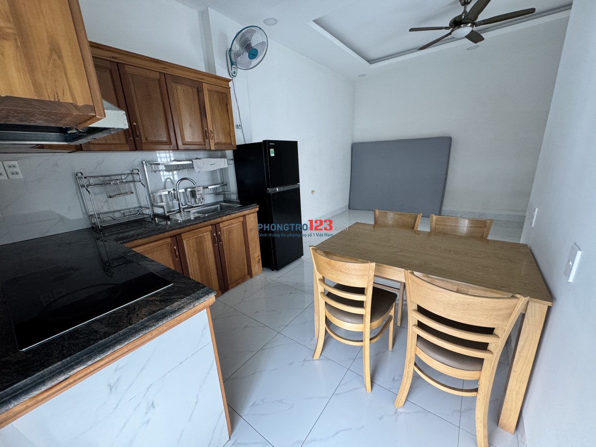 DỌN VÀO Ở NGAY - phòng trọ cao cấp tiện nghi, full nội thất, ban công, gần ngã tư thủ đức