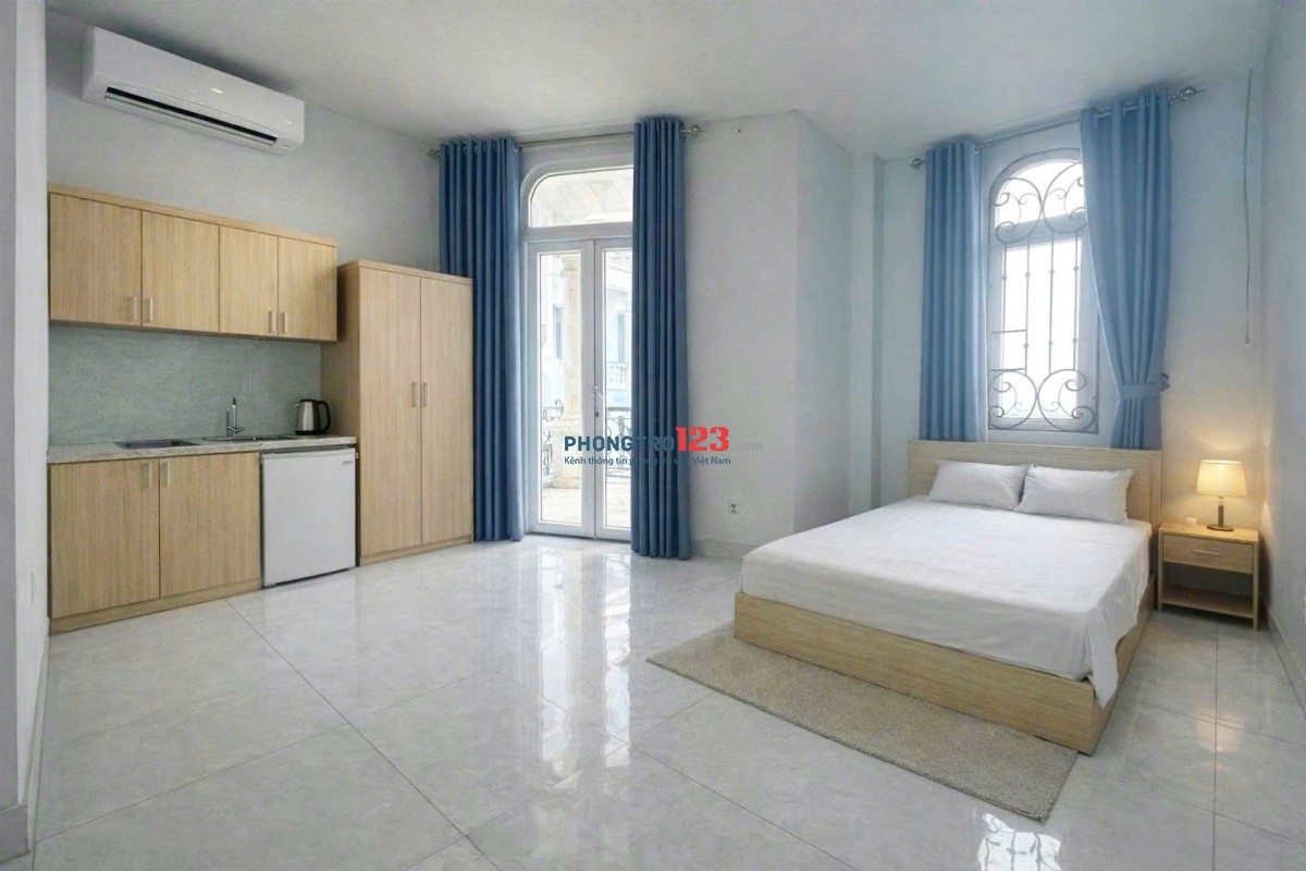 Chính chủ cho thuê phòng mới, có ban công thoáng full nội thất siêu đẹp ở gần Thống Nhất, QL1A