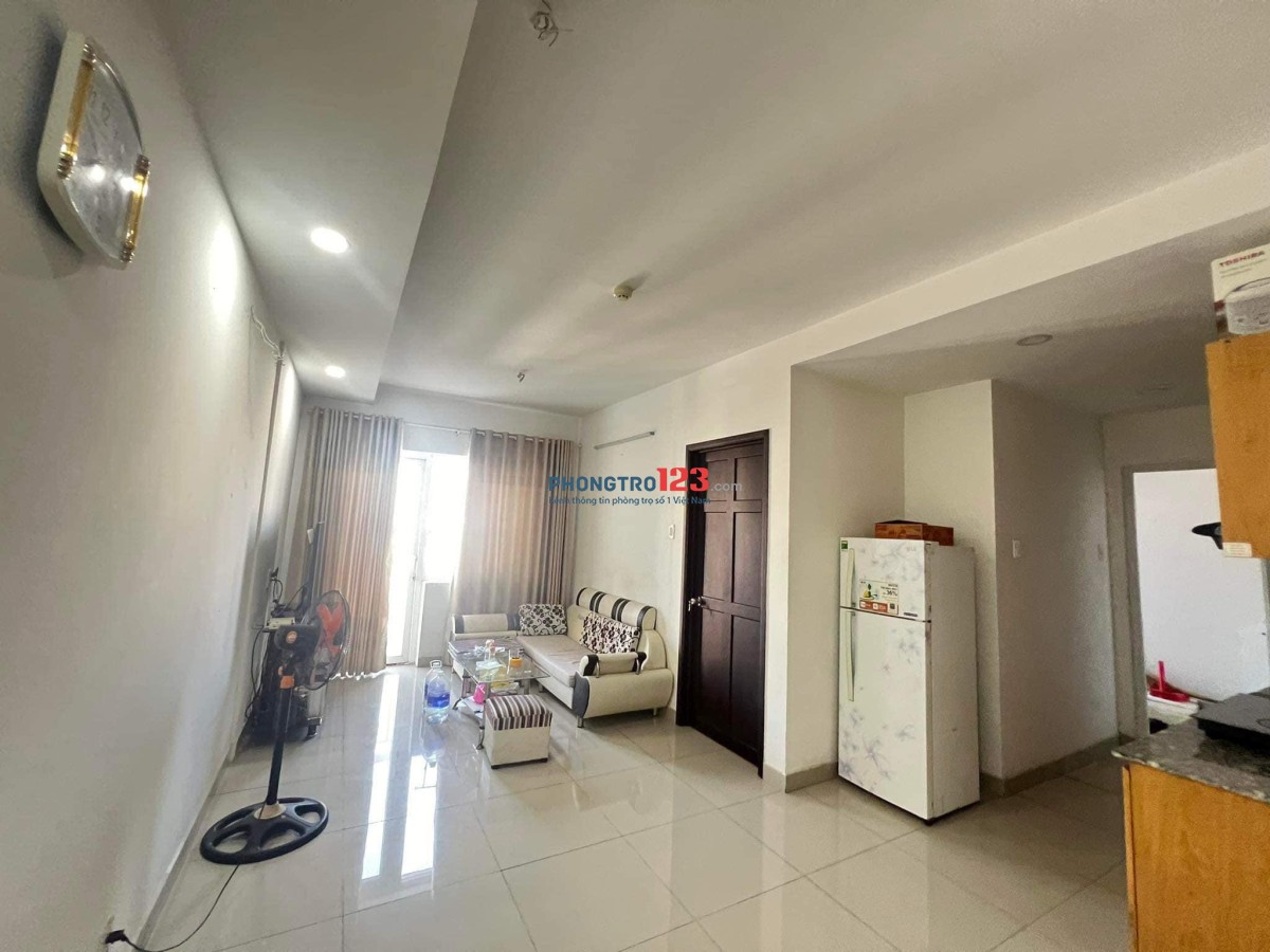 Chung cư Bàu Cát căn 3p ngủ,2wc,giá 7,5tr/th