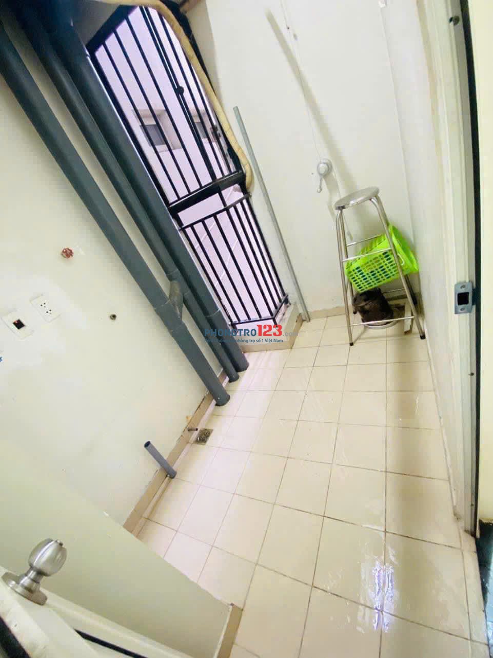 Chung cư Bàu Cát 2, Hồng Lạc, TB: 80m2, 3p ngủ, giá 7,5triệu