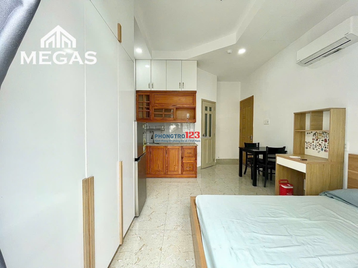 Cho Thuê Phòng Ban Công ngay Lê Văn Duyệt, Bình Thạnh gần cầu Bông giáp Q1. Full nội thất