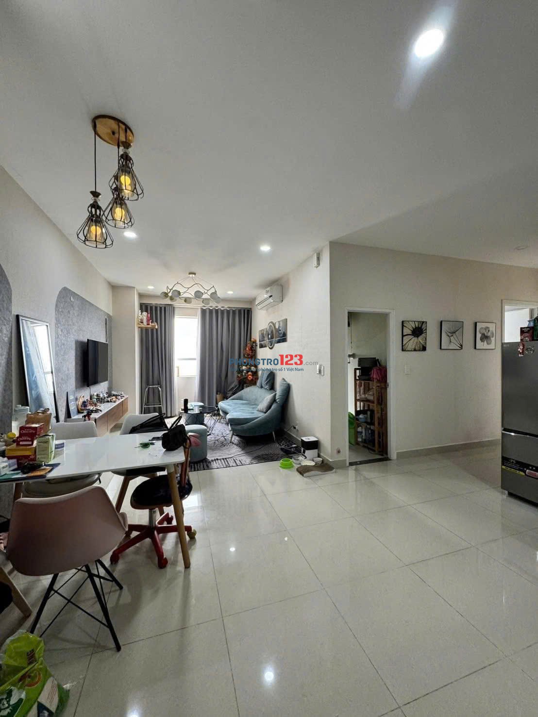 Chung cư RuBy, Tân Bình: Căn 55m2, 1p ngủ, Nội thất, ban công, 8tr