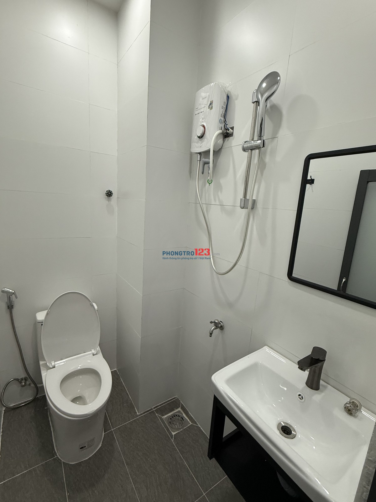 Phòng full nội thất , mới xây 100% , ưu đãi tháng đầu tiên