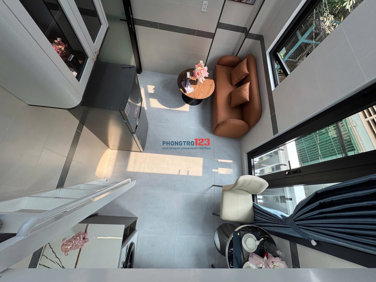 CHO THUÊ CĂN HỘ DUPLEX MỚI TOANG FULL NỘI THẤT BAN CÔNG LỚN NẰM NGAY TRUNG TÂM BÌNH THẠNH GIÁ HẠT DẺ