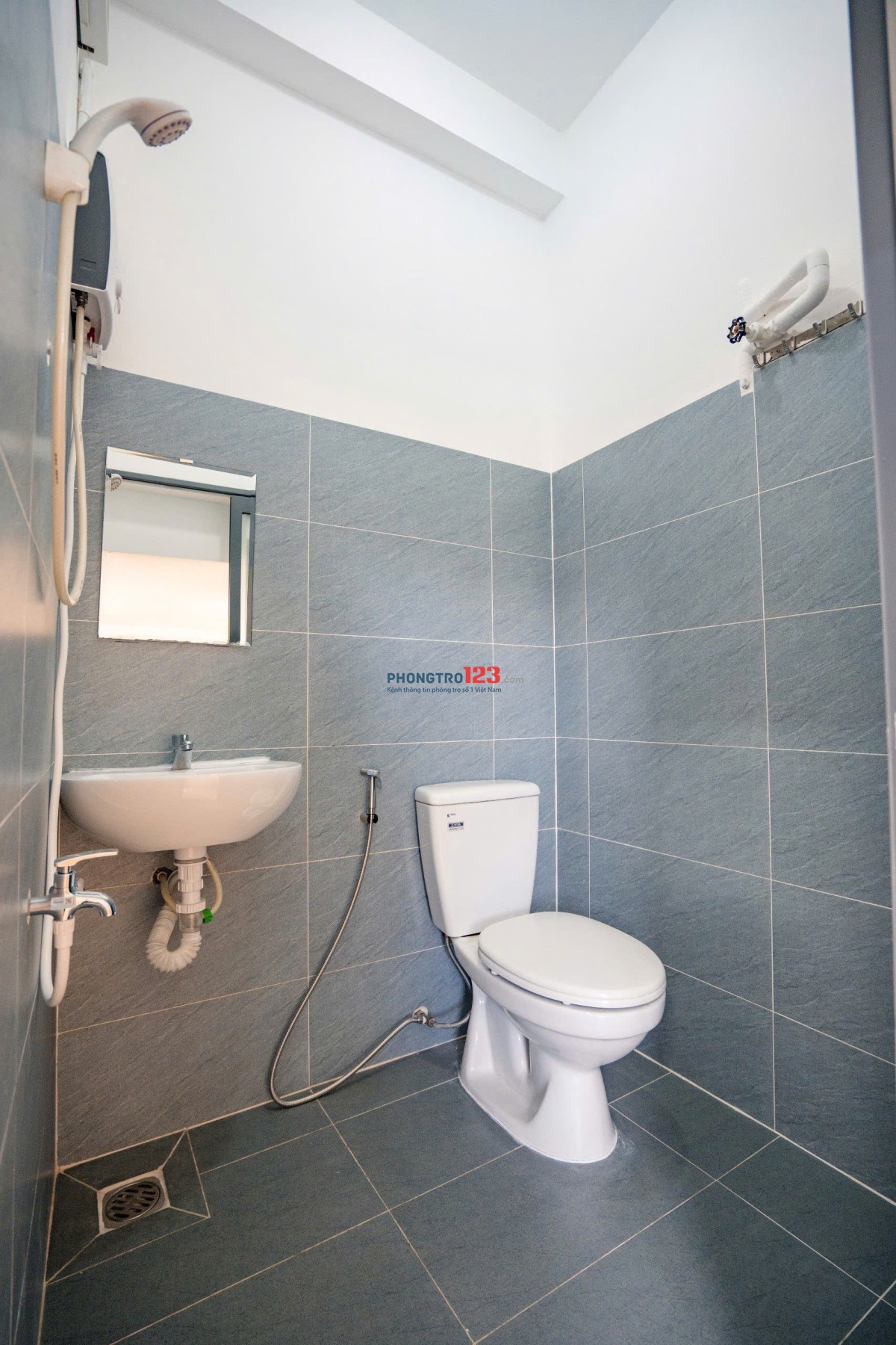 CHO THUÊ PHÒNG QUẬN 1 RỘNG STUDIO DUPLEX – CỬA SỔ THOÁNG – MÁY GIẶT RIÊNG