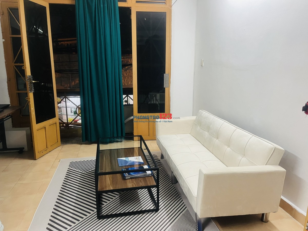 CHO THUÊ 1 PHÒNG LỚN TRUNG TÂM BÌNH THẠNH, GIÁ RẺ, ĐƯỜNG NGUYỄN VĂN THƯƠNG