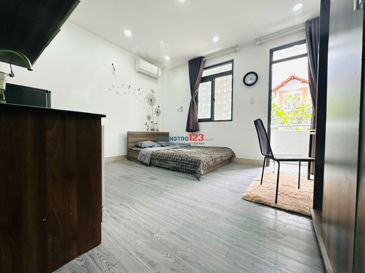 TRỌ PHÚ NHUẬN GẦN QUẬN 3, QUẬN 1 STUDIO 35m2 BAN CÔNG THOÁNG SÁNG NGUYỄN TRỌNG TUYỂN PHÚ NHUẬN