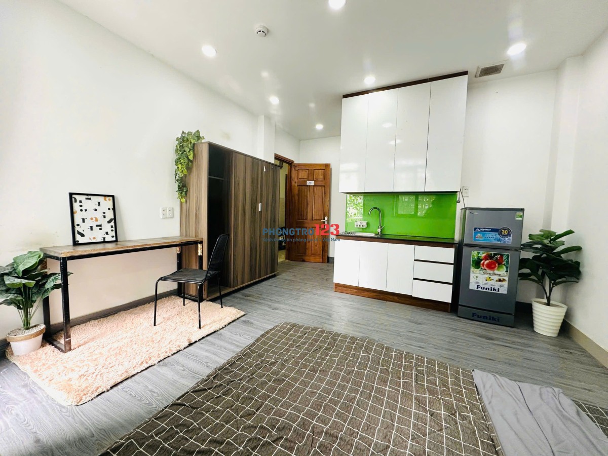 TRỌ PHÚ NHUẬN GẦN QUẬN 3, QUẬN 1 STUDIO 35m2 BAN CÔNG THOÁNG SÁNG NGUYỄN TRỌNG TUYỂN PHÚ NHUẬN