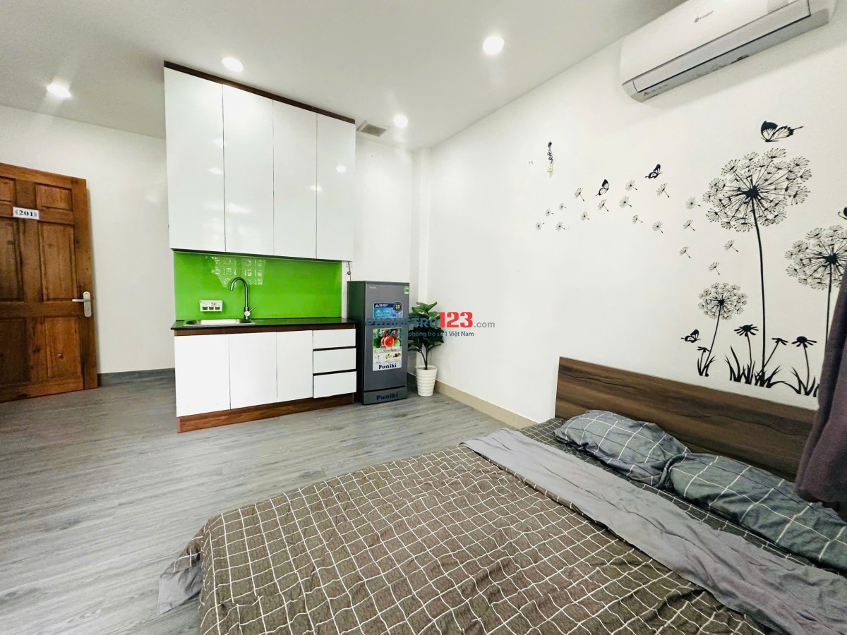 TRỌ PHÚ NHUẬN GẦN QUẬN 3, QUẬN 1 STUDIO 35m2 BAN CÔNG THOÁNG SÁNG NGUYỄN TRỌNG TUYỂN PHÚ NHUẬN
