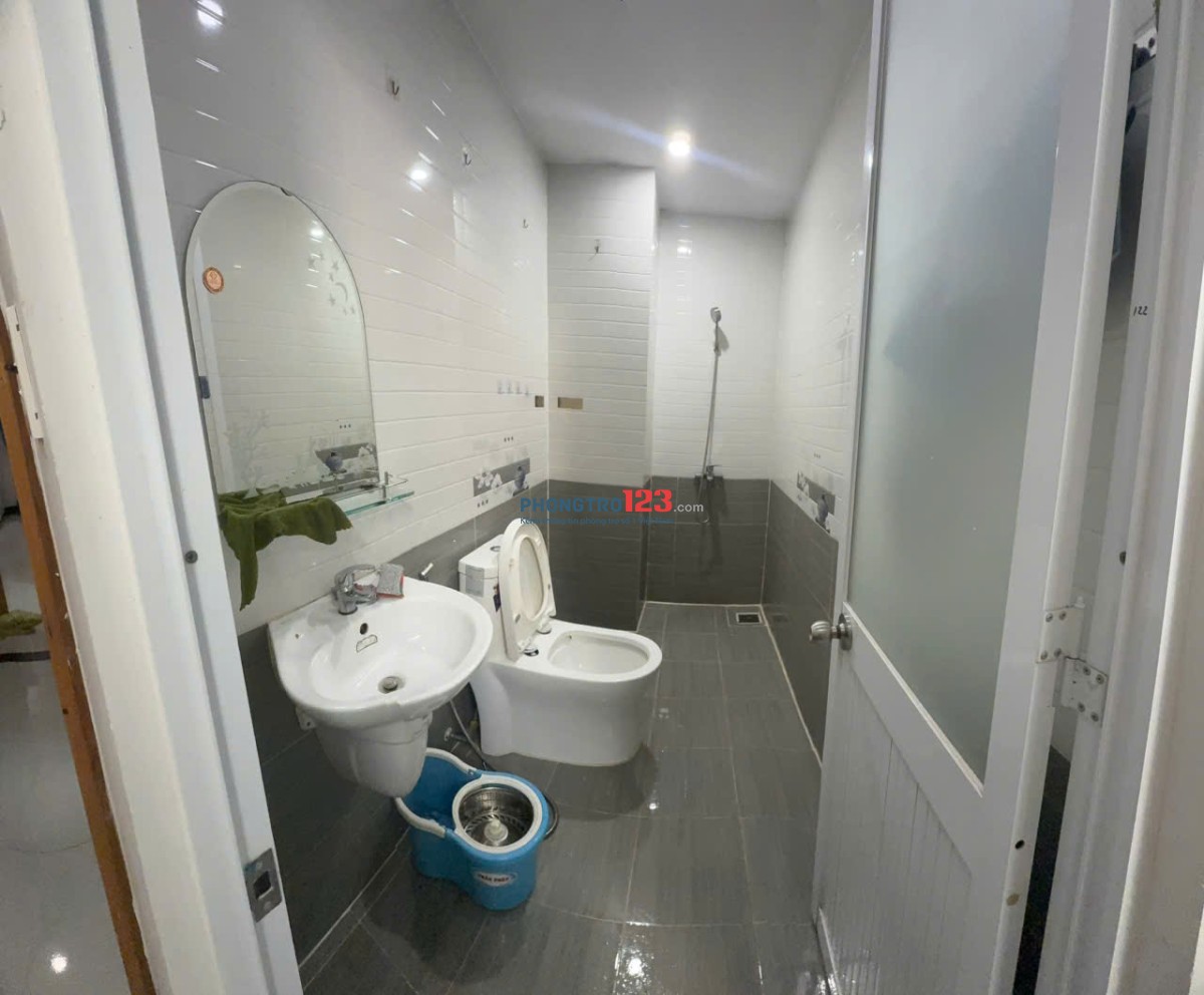 Nhà trọ giá rẻ đẹp ,mới toanh , 20m2 tại tạ quang bửu ,P4, 8, HCM, 4 triệu ngay trung tâm Q 8, 1, 5