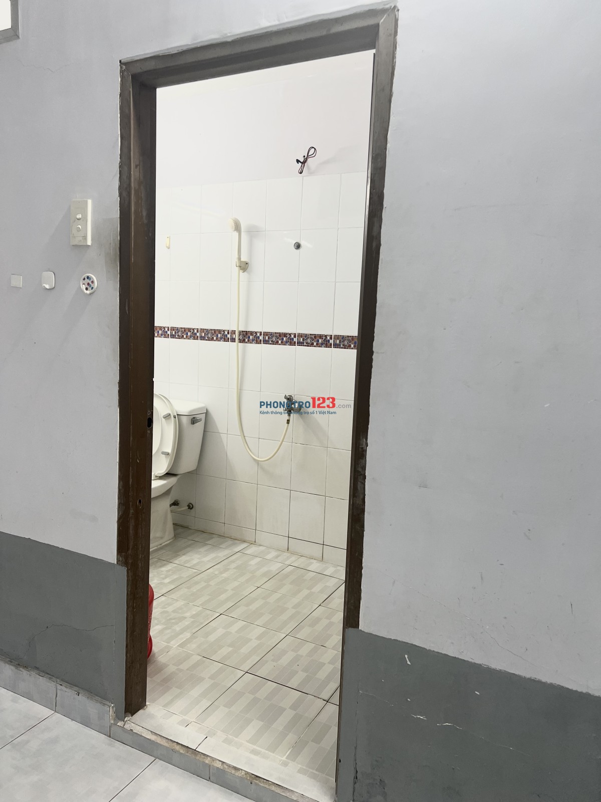 Còn duy nhất 1 phòng cho thuê. Đường Hoàng Văn Thụ, P.2, Q. Tân Bình, Hồ Chí Minh