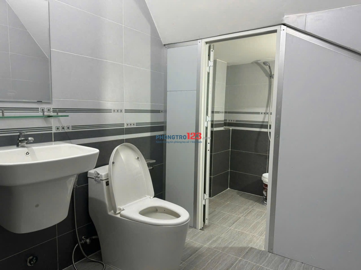 Cần cho thuê 01 phòng trọ, có thể ở 4 người