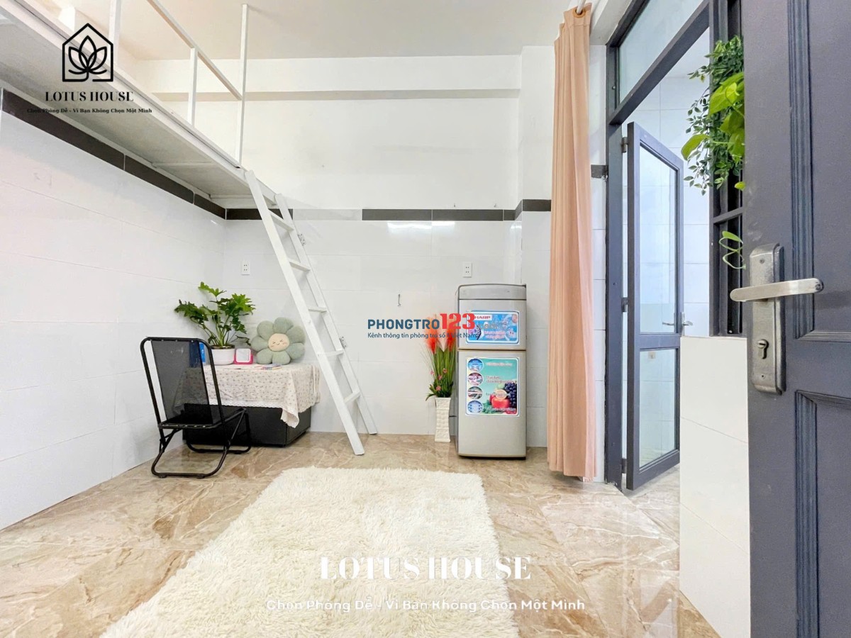 Cho thuê phòng trọ có gác ban công siêu thoáng gần Aeon Tân Phú